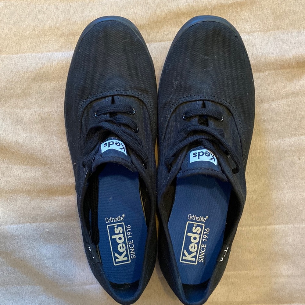 Keds (black)